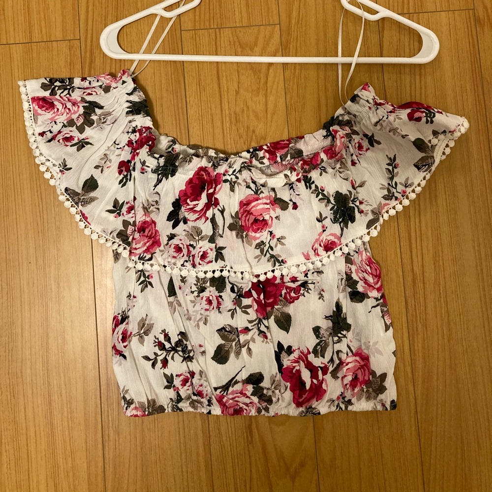 Off the shoulder floral crop top.